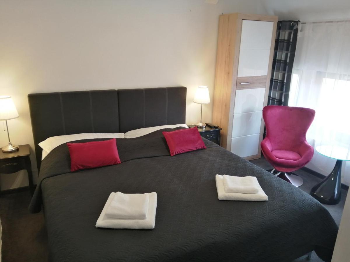 Filsdeger Haz - Central Rooms & Apartmans Exterior foto